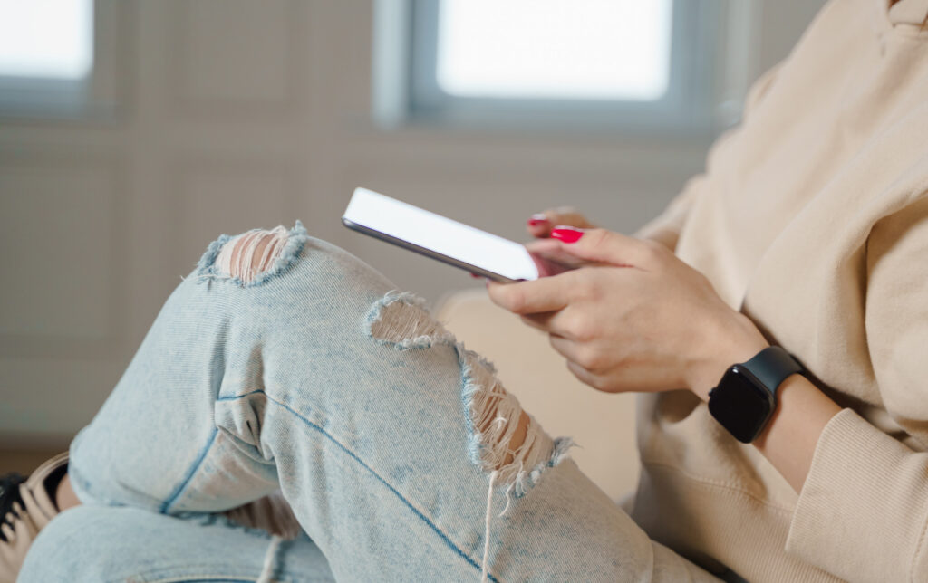Bellen met Mediums en Paragnosten